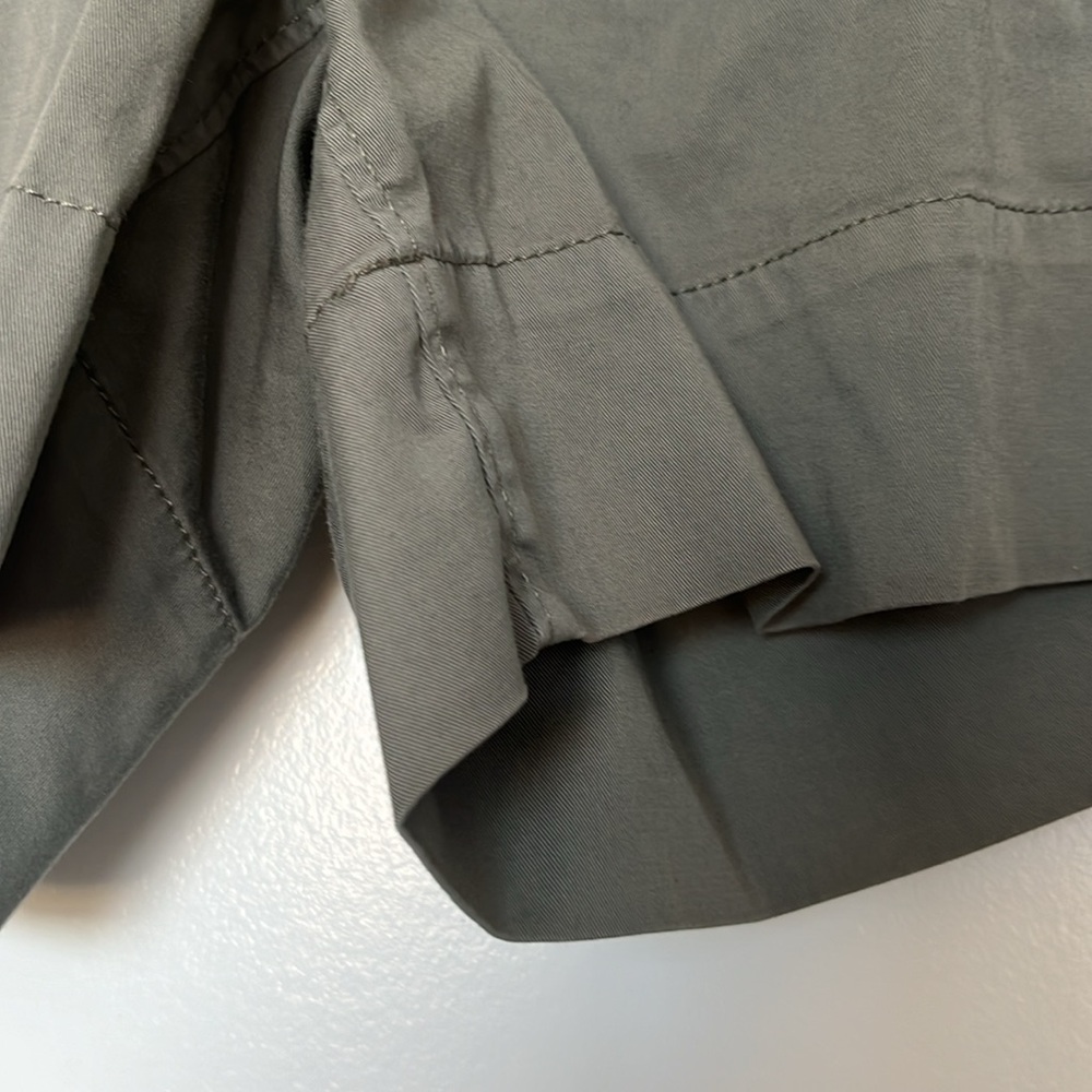 Everlane Easy Short - Picture 3 of 8